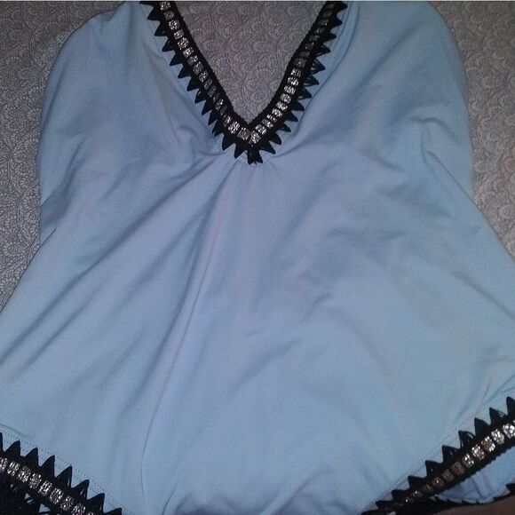 Sexyย Silver Stunning Plunging PaleโBlue One Piece Suit w/Silver Embroidery - Picture 3 of 8